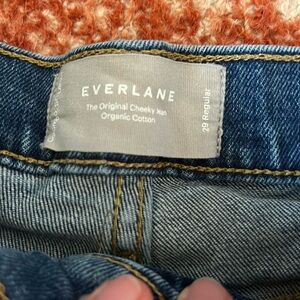 Everlane - The Original Cheeky Jean - Blue Denim
